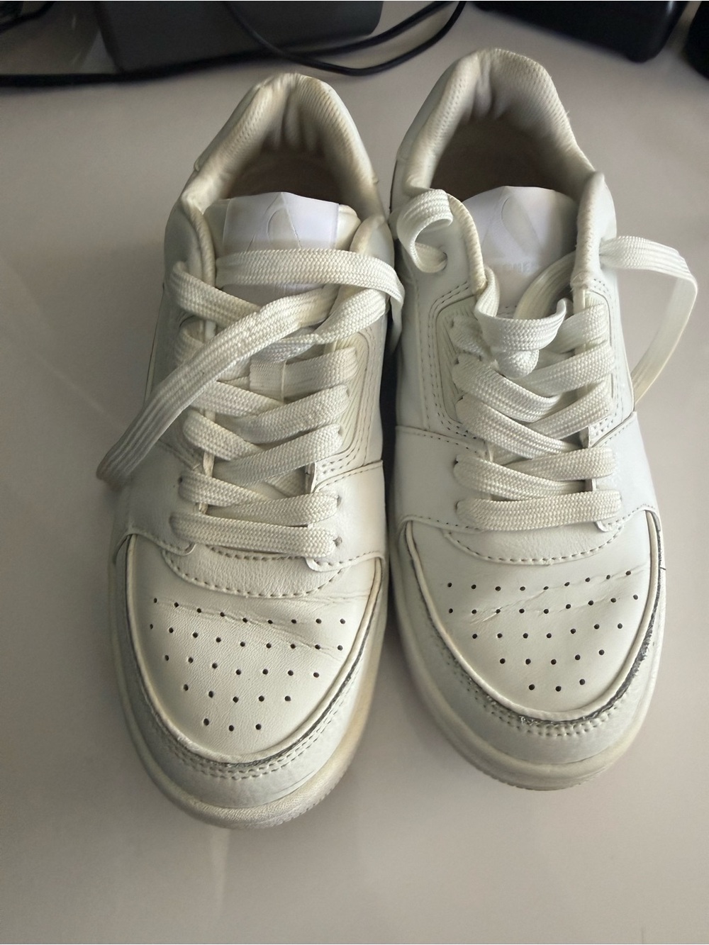 Skechers Men's All-White Low-Top Leather Sneakers